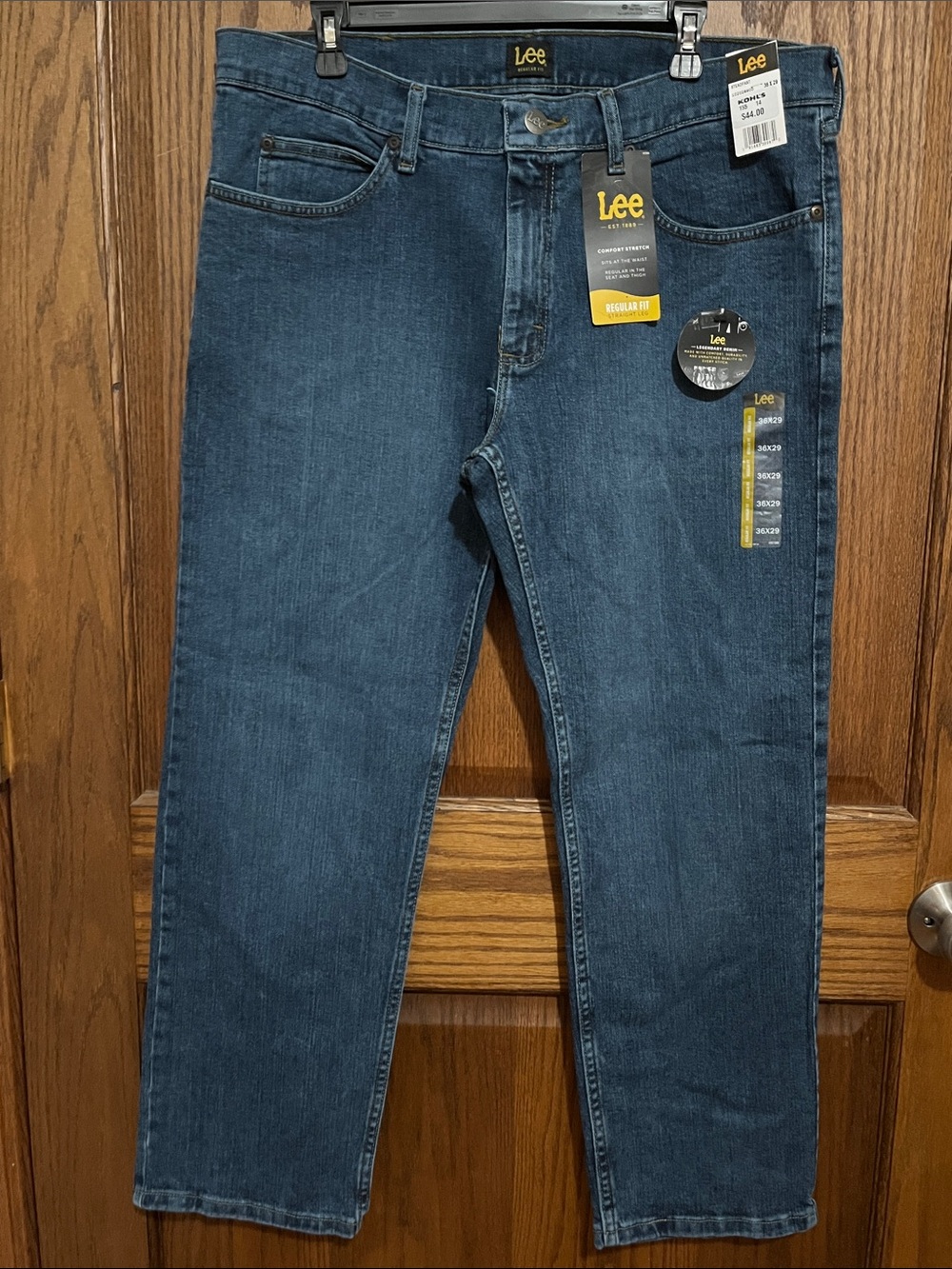 Lee Men’s Dark Blue Relaxed Fit Jeans